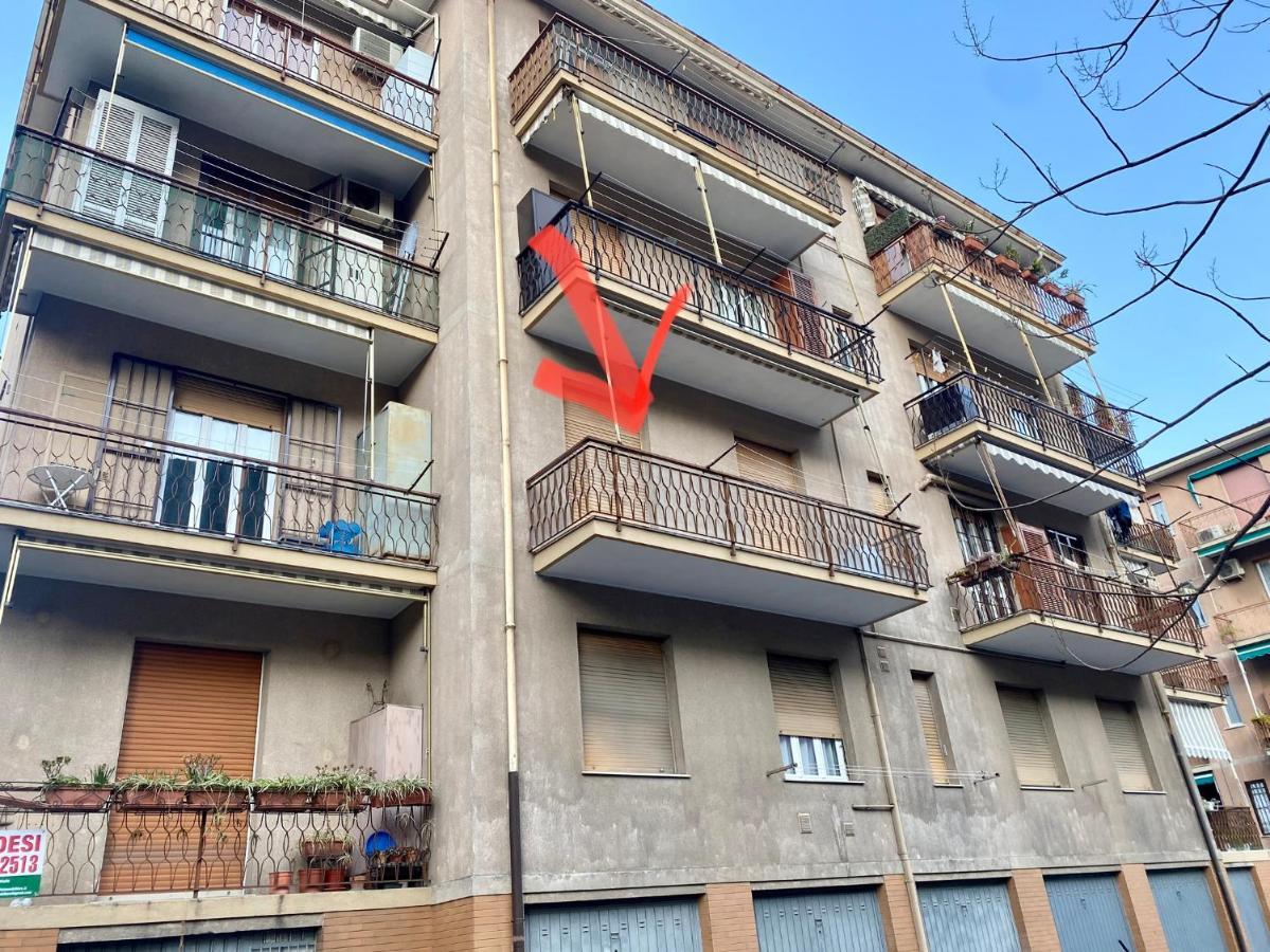 شقة Hostdomus - Bilocale Sul Borgo فينالي ليغوري المظهر الخارجي الصورة
